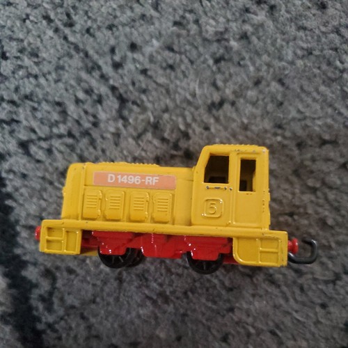 1978 diecast matchbox yellow - diecast,