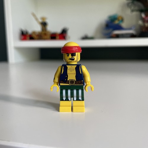 Lego minifigure scallywag - lego,