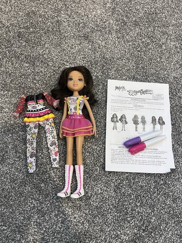 Moxie girls art titude - moxie,