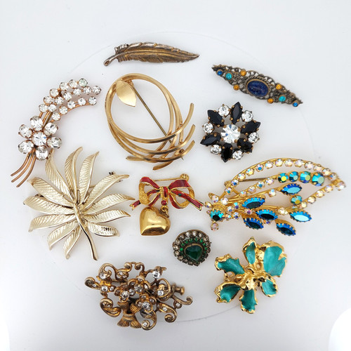 Vintage brooches jewellery - jewellery, lot