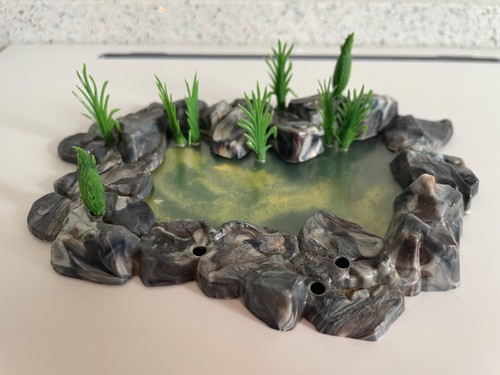 Britains floral garden pond