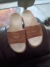 Puma Leadcat  slippers  women pink amazing condition 