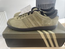 Adidas newton heath uk10 - heath,