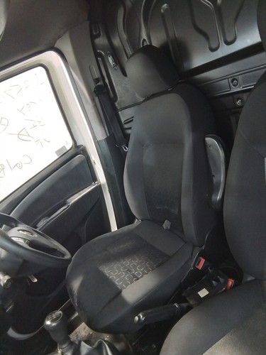 Front seat fiat - front,