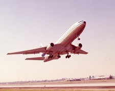 LARGE ORIG AIRCRAFT TRANSPARENCY MAC' DOUGLAS DC-10 AIR NEW ZEALAND C1970 #8683