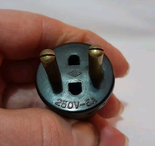 Vintage pin round - nt,