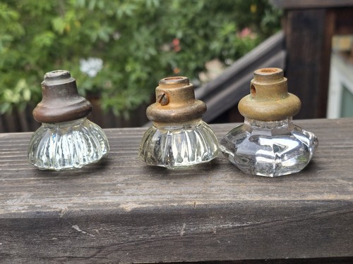 Vintage clear glass - clear, knobs