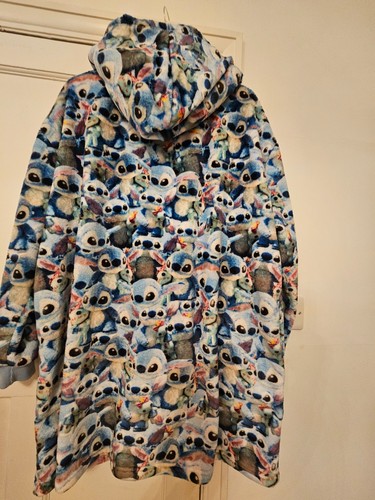 Disney stitch snuddie - stitch,