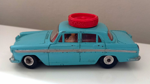 Corgi toys austin a60 driving - austin,