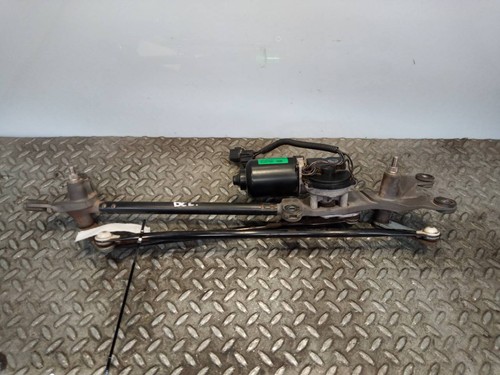 981003e100 front windshield - front,