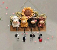 Rustic Wood Effect Highland Cow Hanging key holder for wall Key Hooks Storage 