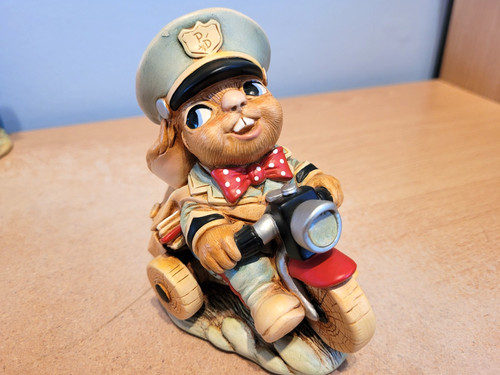 Vintage pendelfin figure - vintage,