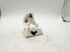 VINTAGE SMALL CHINA ORNAMENT