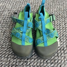 Kids Chaco Sandals Summer Beach Swim Shoes Size 2 Jnr Green Blue Excellent Cond