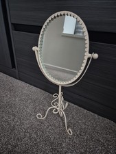 Cream Metal Oval Shaped Dressing Table Adjustable Mirror