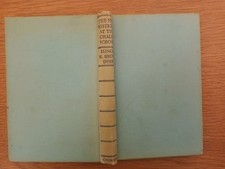 Brent-Dyer, Elinor: The New Mistress at the Chalet School  …  1957 FIRST edition