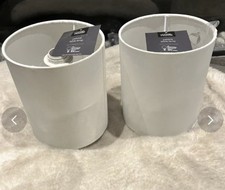 Two Two table lamps pebble