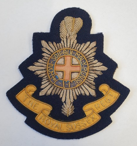 Display blazer badge gold - blazer,