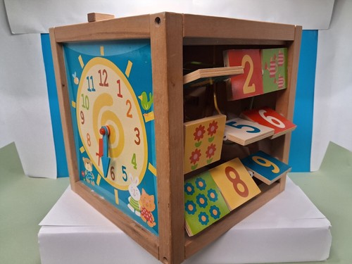 Early learning centre - early, wooden