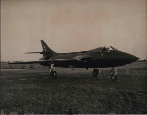 Hawker hunter mk3 - hunter, duke
