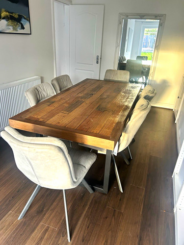 Taskers nearly new - , wood