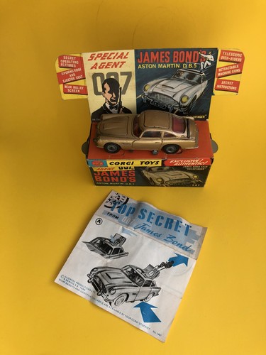 Corgi toys 261 - toys, martin