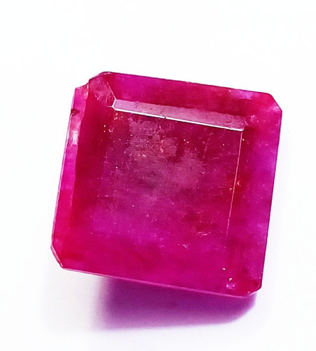 Natural red beryl square cut - red,