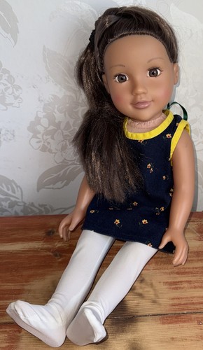Designa friend type - friend, doll