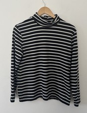 Saint James Black & White