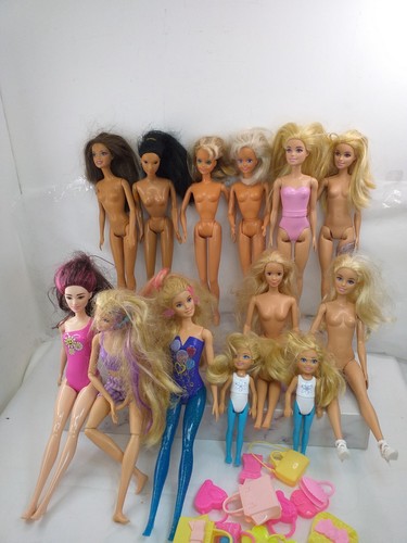 Job lot barbie dolls - job, 2