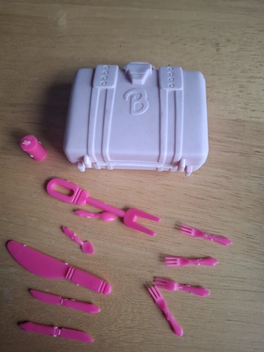 Vintage 1990s barbie suitcase - vintage,