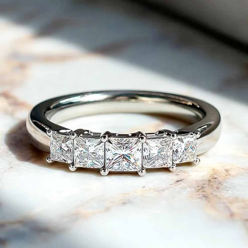 Princess cut emerald diamond - cut,