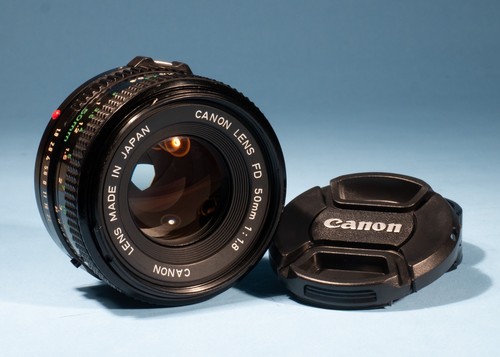 Canon 50mm 8 - f/1.8, lens