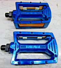 KKT AMX  PEDALS JAPAN blue