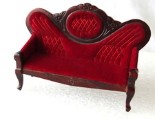 VINTAGE DOLL’S HOUSE VICTORIAN STYLE SOFA / SETTEE DEEP RED VELOUR–WOODEN FRAME