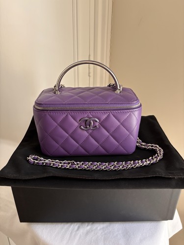 Chanel classic tophandle - chanel,