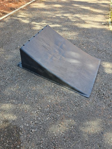 Ventura large skate - large,
