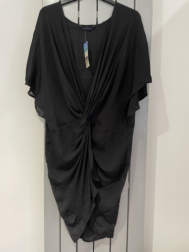 Size small black twisted - m&s,