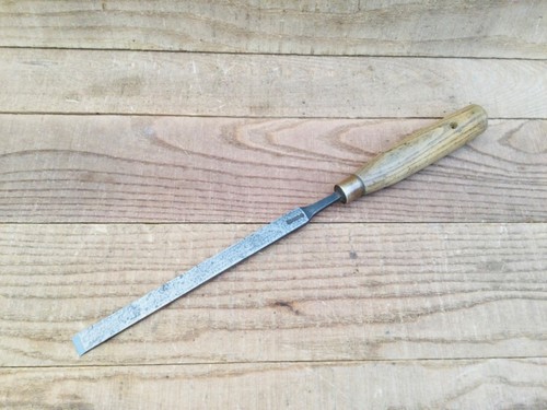 Antique inch h - antique, i