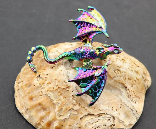 Dragon brooch well made - ,