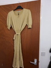 Beautiful Gold Glitter Long