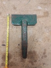 Blacksmiths Hatchet Stake 10"