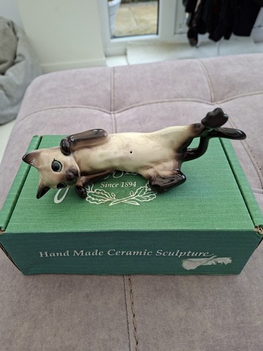 Beswick climbing siamese - beswick,