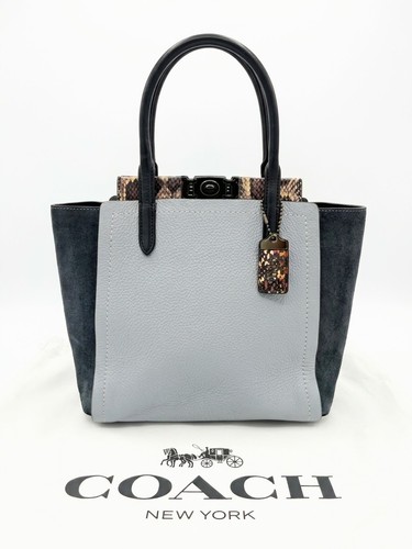 Authentic coach 1941 - authentic,
