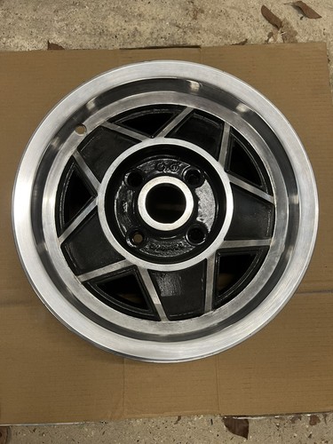 Triumph stag wheel - triumph,