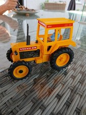 Britains Volvo BM 2654 Tractor Yellow autoway 
