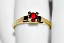 Sunset Sapphire 9ct Gold Solitaire Engagement Ring Size N