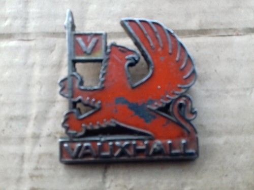 Vauxhall griffin badge - vauxhall,
