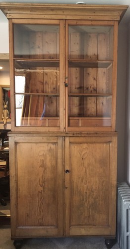 Pine dresser housekeepers - pine,