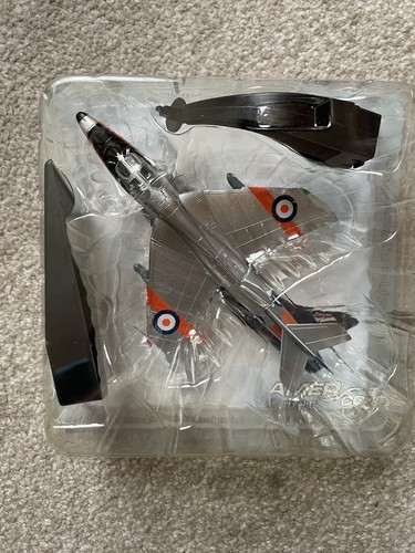 Amercom hawker hunter no - t7,,